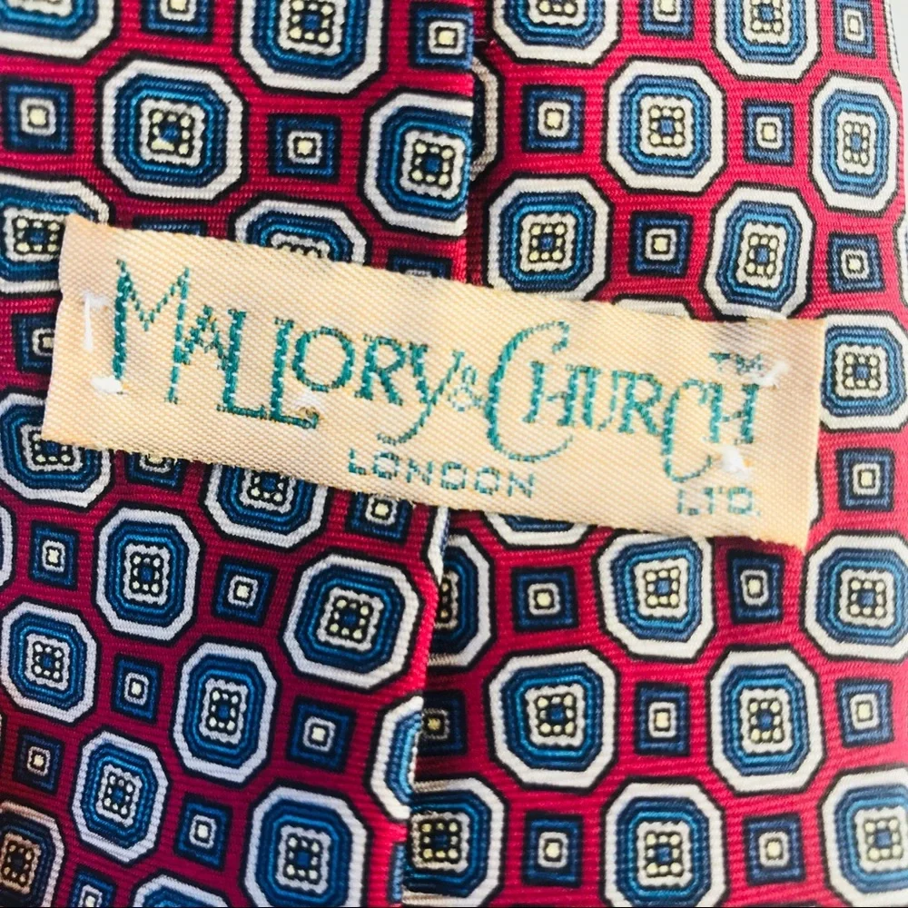 Mallory Church red geometric neck tie